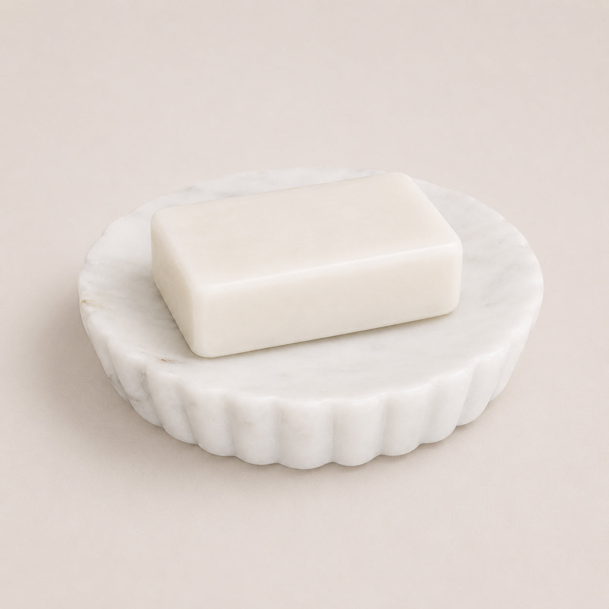White marble soap dish with grooves